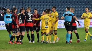 שחקני מכבי תל אביב וירושלים אחרי ההרחקה של חוזז