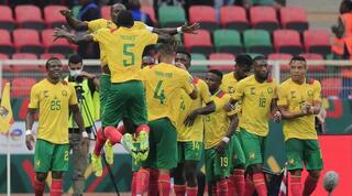 שחקני קמרון חוגגים