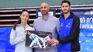 אבישג סמברג ונמרוד קרביצקי