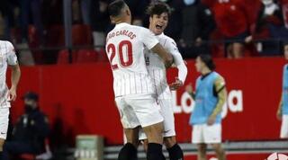 שחקני סביליה חוגגים