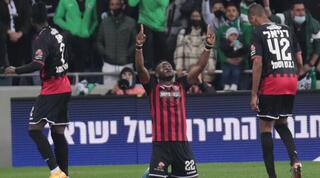 ווילי אגאדה חוגג