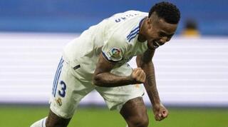 אדר מיליטאו