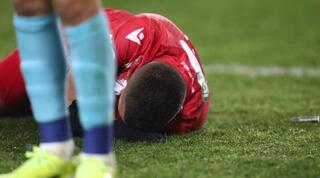 עידן ורד על הדשא