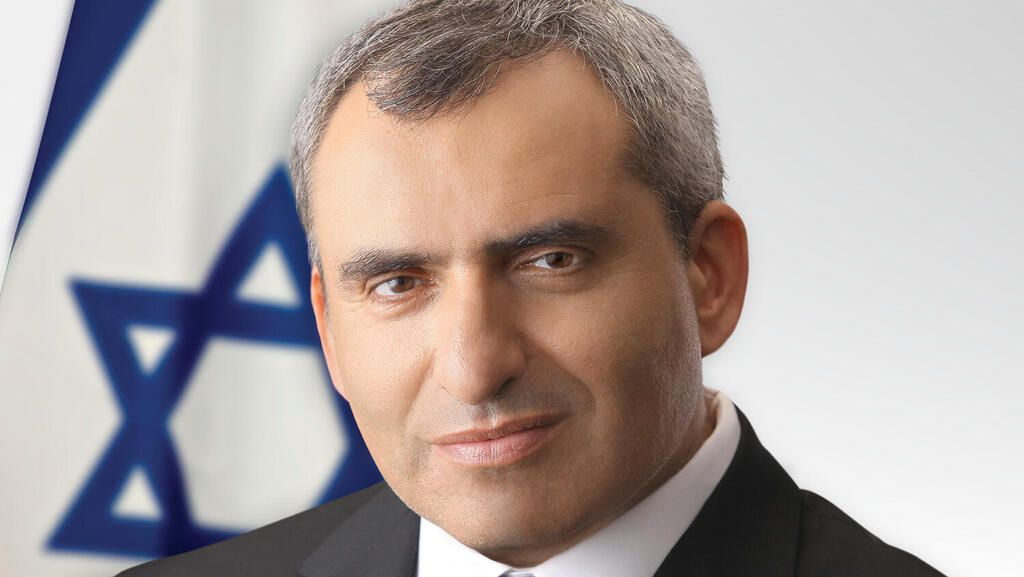 Министр строительства Зеэв Элькин (Фото: Реувен Капучинский, пресс-служба минстроя) Министр строительства Зеэв Элькин