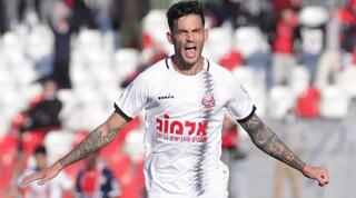 חנן ממן חוגג