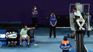 דניל מדבדב מתפרץ על השופט