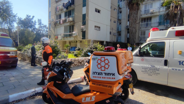 На месте инцидента в Бат-Яме (Фото: "Ихуд-ацала") מזירת האירוע בבת ים