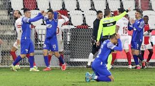 שחקני מכבי פ"ת בהלם. "לא ירימו ידיים"