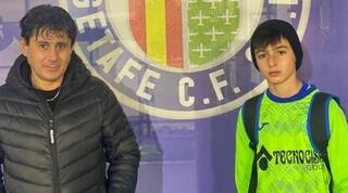 יצחק קוריאט עם סרחיו פרידמן במשרדי חטאפה