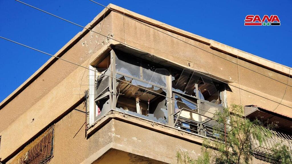 נזק למבנה ולרכב בעקבות תקיפת חיה"א בסוריה