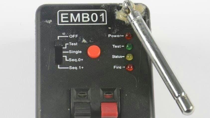 Часть взрывного устройства הטמנה הטמנת מטען חבלה מתחת ל מכונית של תושבת טירת כרמל