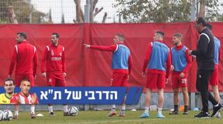 שחקני הפועל ת"א