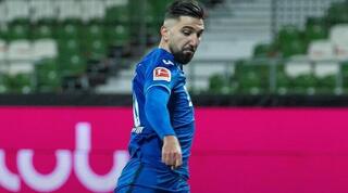 מונס דאבור בועט