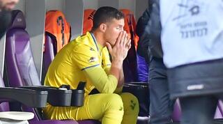 רן קדוש מאוכזב על הספסל