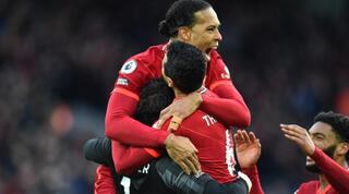 שחקני ליברפול חוגגים