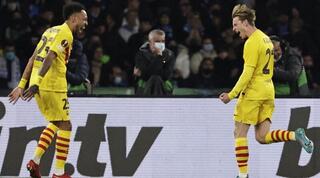 דה יונג חוגג עם אובמיאנג