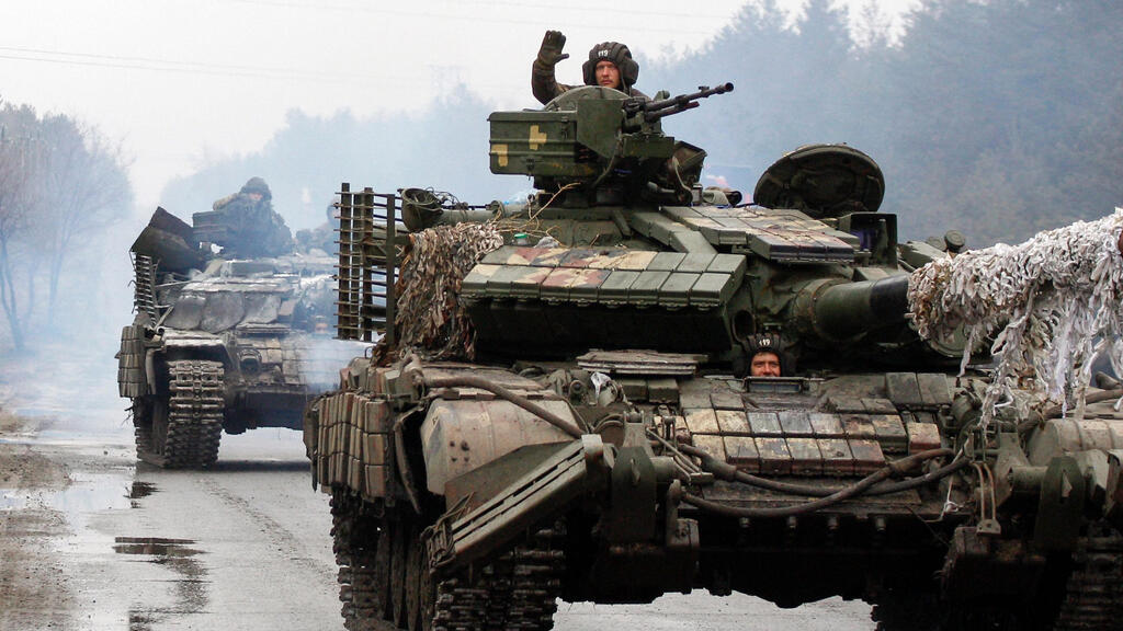 Ukrainian tanks on their way to the front lines on Friday 