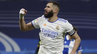 קארים בנזמה חוגג