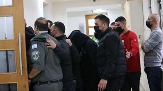 השוטר הנאשם במותו של איאד חלאק בבית המשפט