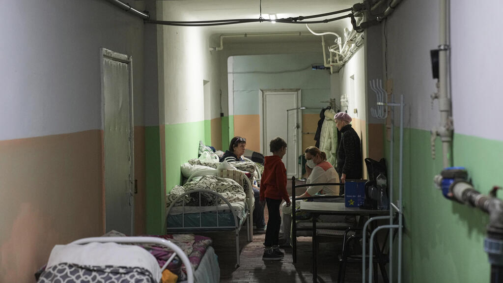 מריופול אוקראינה בית חולים ליולדות שהפך למקלט