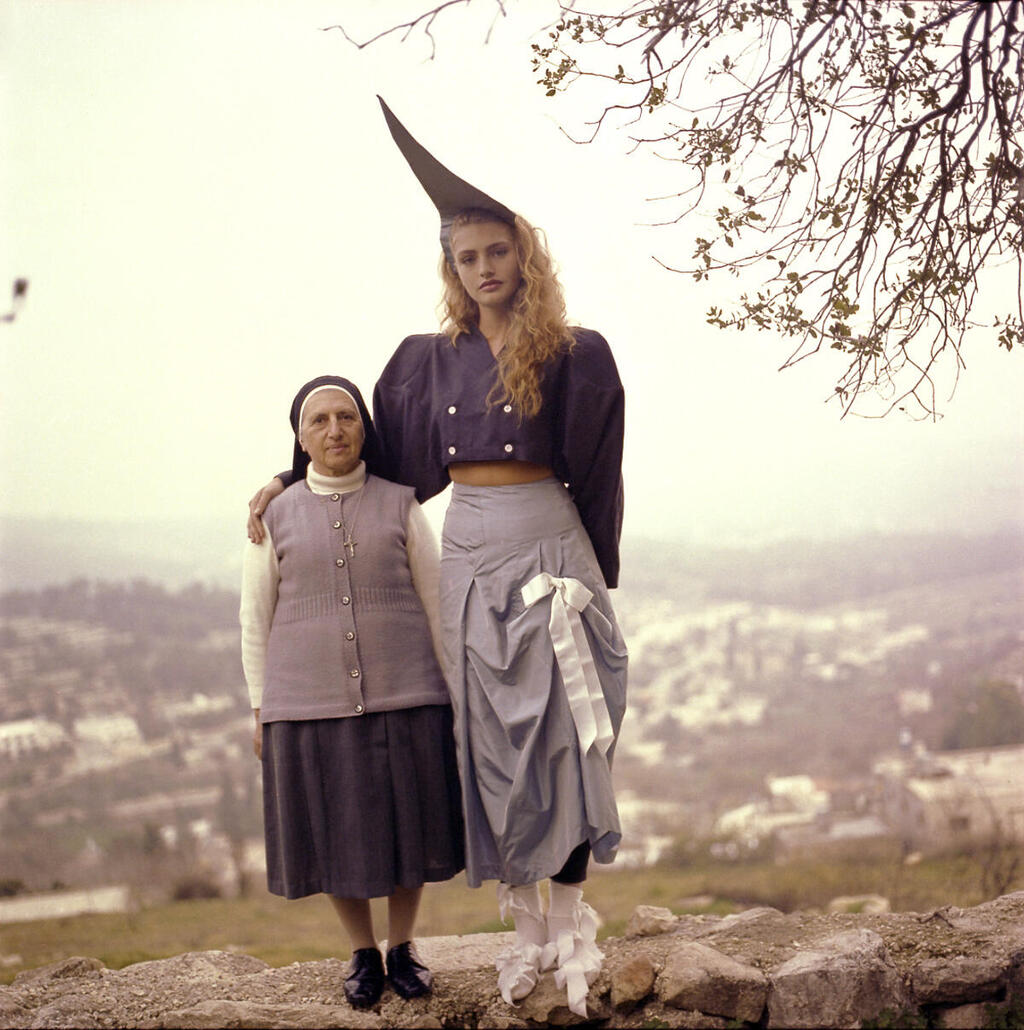 מיכאלה ברקו ונזירה, 1987