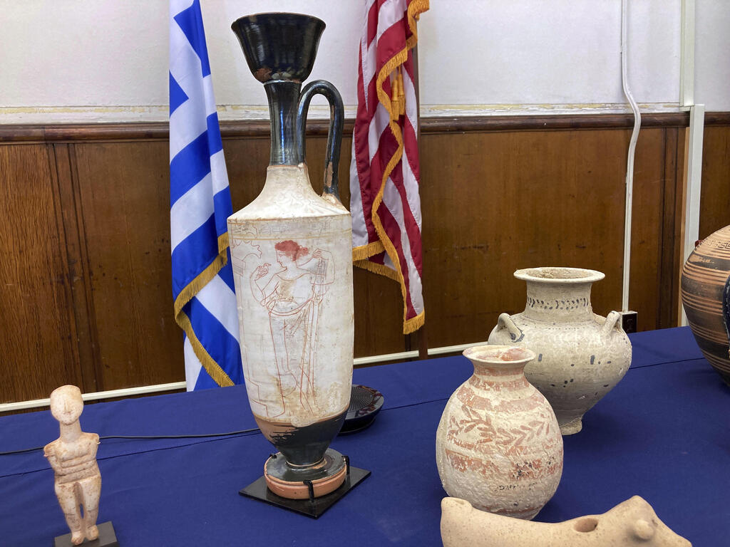Dozens of looted antiquities seized from collector and billionaire hedge fund founder Michael Steinhardt 