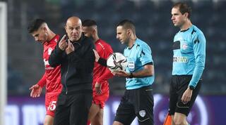 יוסי אבוקסיס זועם על רועי ריינשרייבר