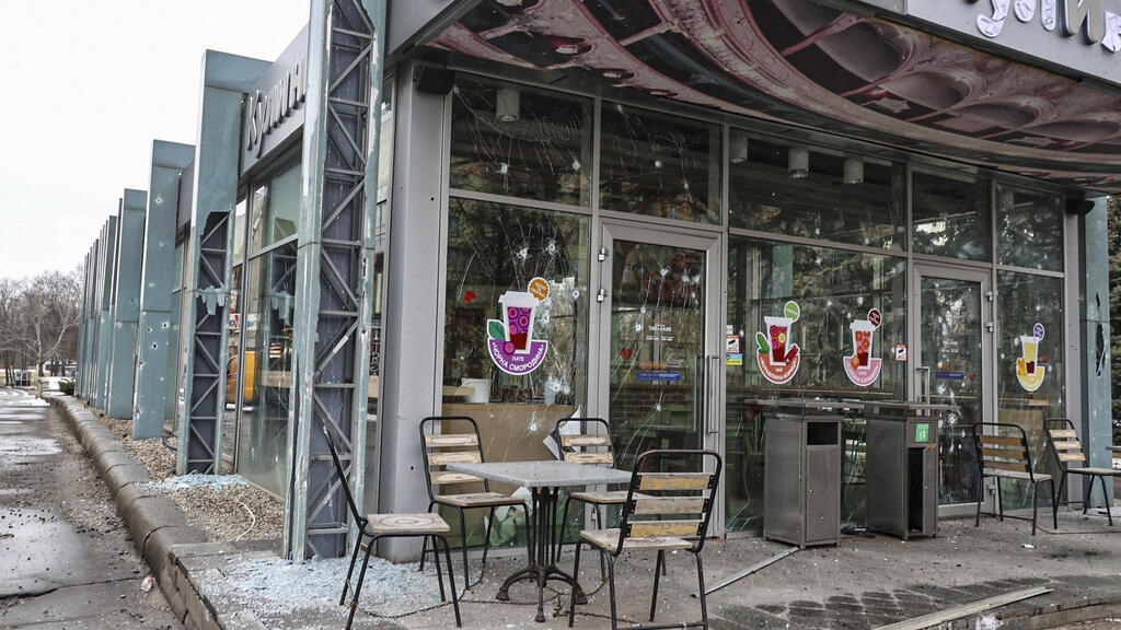 נזק למרכז קניות בחרקוב, אוקראינה