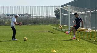 מנור סולומון מתאמן עם ערן שאדו