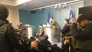 וולודימיר זלנסקי מסיבת עיתונאים מלחמה רוסיה אוקראינה