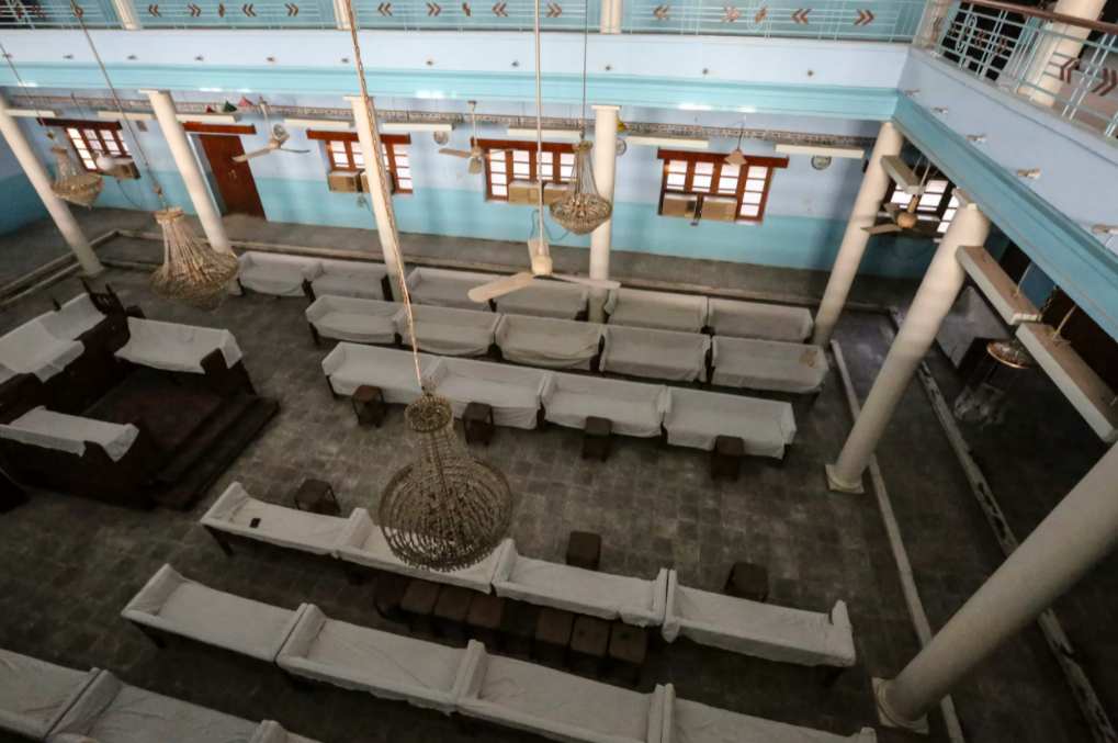 Photo: AFP Interior of Baghdad synagogue