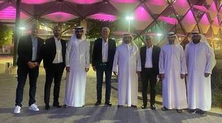 יעקב שחר ונציגי מכבי חיפה באבו דאבי