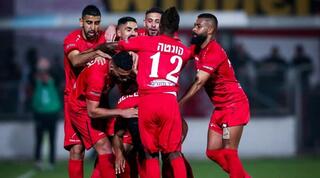 שחקני סכנין חוגגים