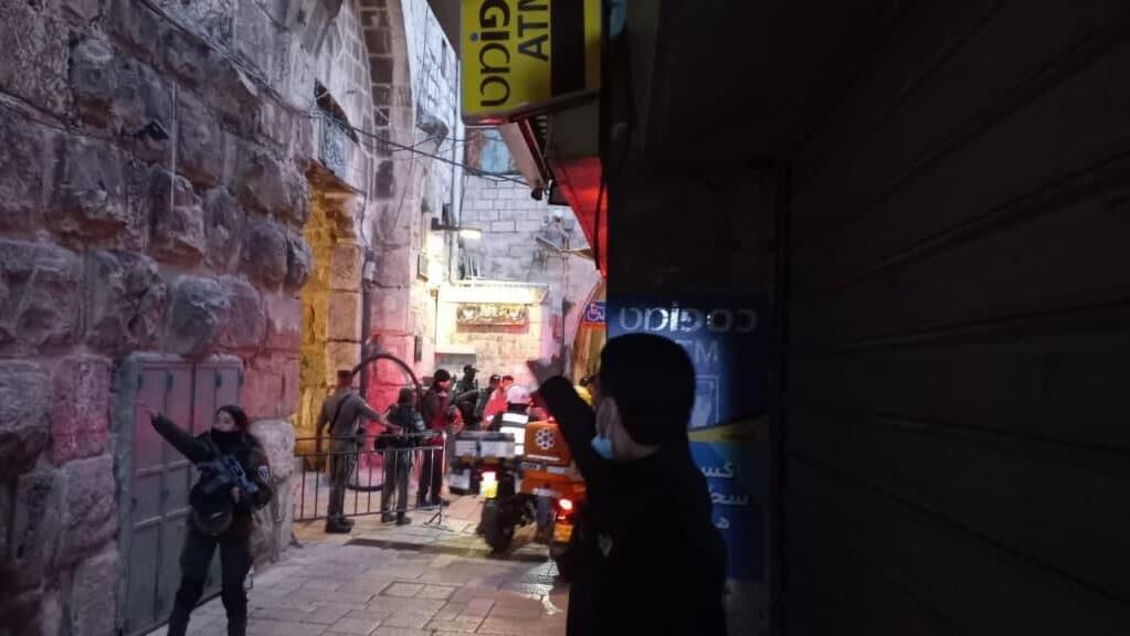 Теракт у Хлопковых ворот в Старом городе в Иерусалиме (Фото: Элиша Ингрем, TPS) זירת פיגוע הדקירה