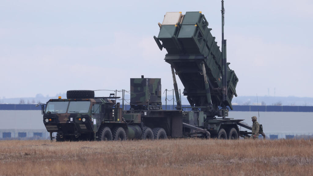 פולין - סוללת פטריוט MIM-104 של צבא ארה"ב בבסיס צבאי ליד העיר ז'שוב