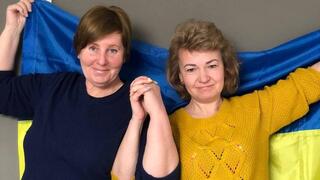 אחיות טיסת עולים אוקראינה מלחמה משפחה ולנטינה מריאנה