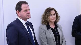 עו"ד יונגר ורו"ח סייג