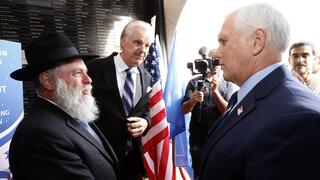 הרב מרקוביץ' נפגש עם מייק פנס, סגן נשיא ארה"ב לשעבר