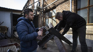 מפעל לייצור אמצעי לחימה והגנה נגד טנקים בלבוב