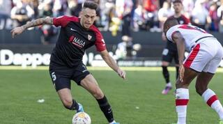 לוקאס אוקאמפוס