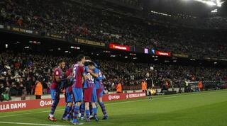 שחקני ברצלונה חוגגים