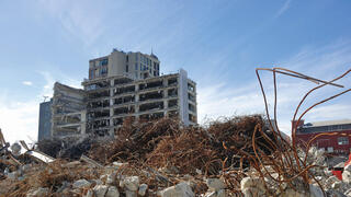 ‎הסבת בניין משרדים למגורים מאפשרת את חיזוקו מפני רעידות אדמה גם אם מוסיפים לו רק 2.5 קומות 