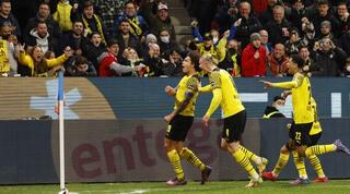 שחקני דורטמונד חוגגים