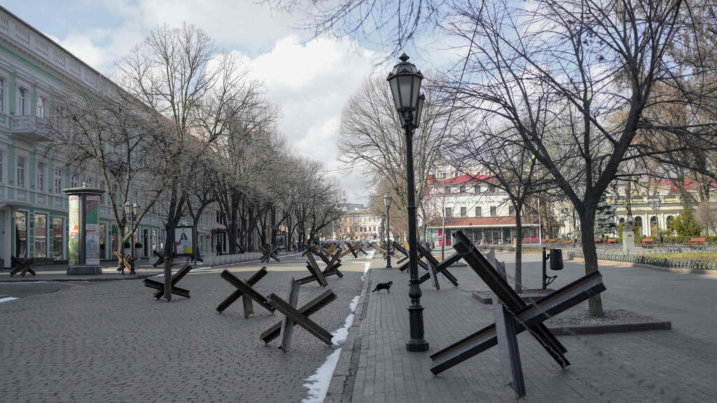 Odessa's city center empty of residents fearing Russian invasion 