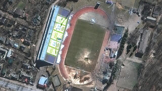 מכתש שנפער באיצטדיון בצ'רנייב 