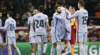 שחקני ברצלונה מרוצים בסיום