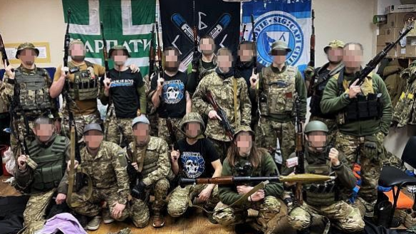 אוהדים מאוקראינה מתגייסים ללחימה