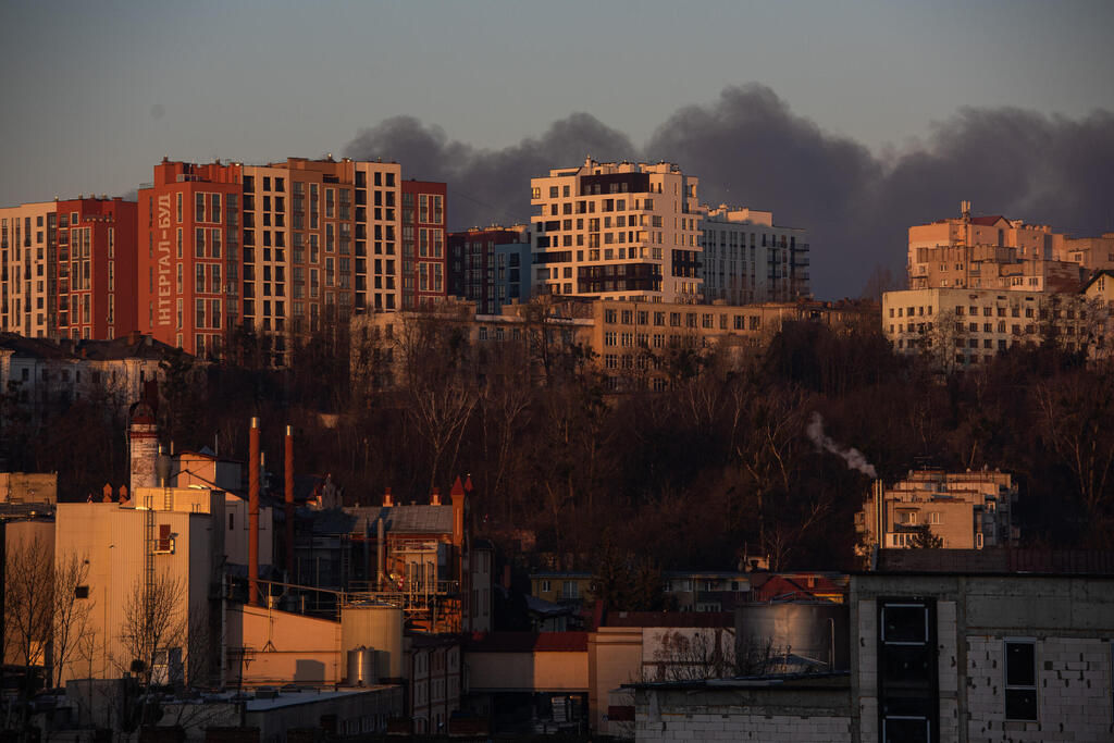 Lviv struck by Russian bombing on Friday 
