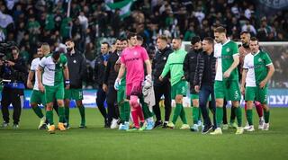 שחקני מכבי חיפה חוגגים