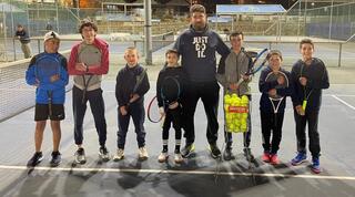 הטניסאי הצעיר ושאר הילדים בירושלים